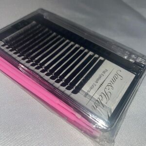 Black Eyelash Extensions